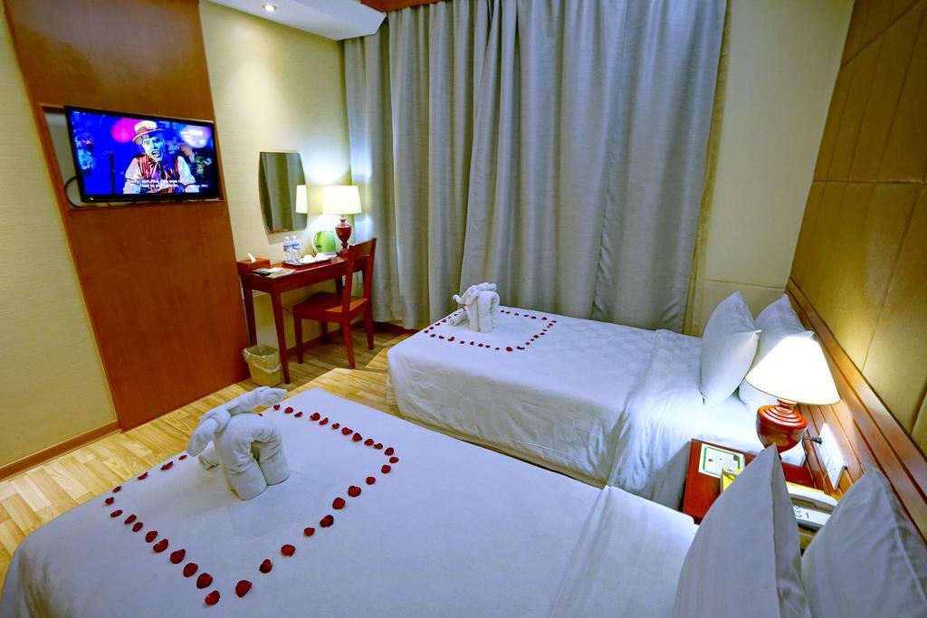 Oway Grand Hotel Mandalay Ngoại thất bức ảnh