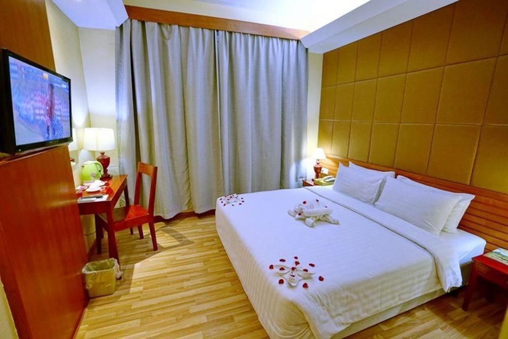 Oway Grand Hotel Mandalay Ngoại thất bức ảnh